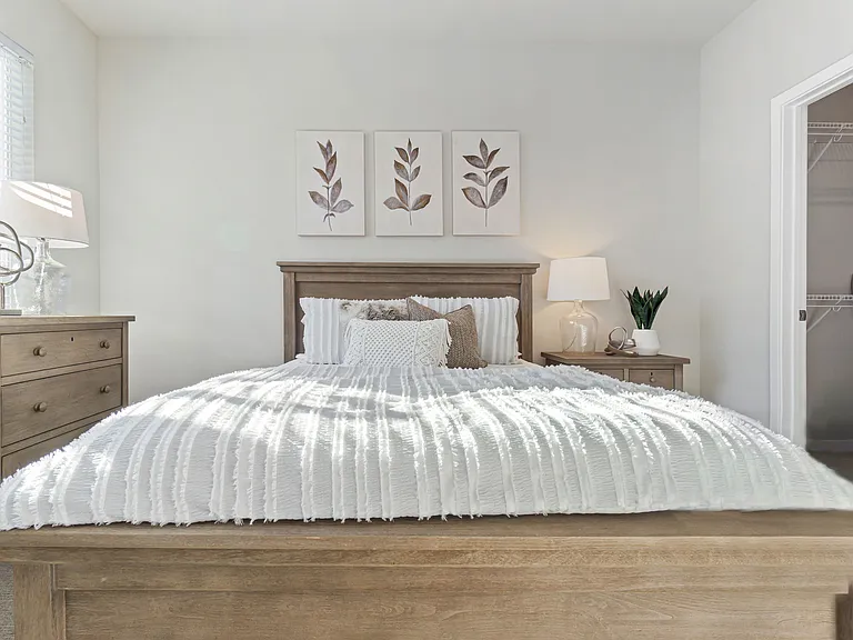 Seasons at Hoffman Estates Bedroom