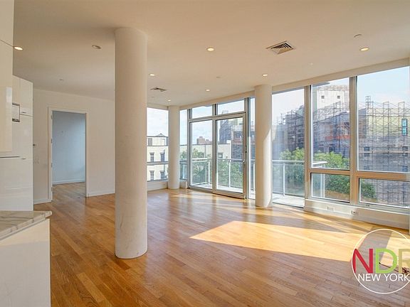 3rd image of 525 Clinton Ave #6