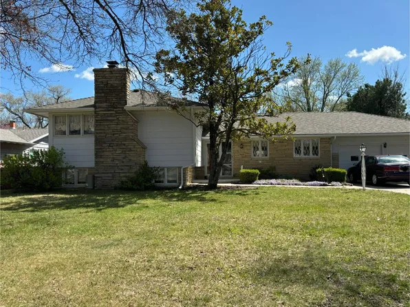 6409 E 10th St N, Wichita, KS 67206