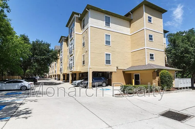 1185 SW 9th Rd — Photo 4