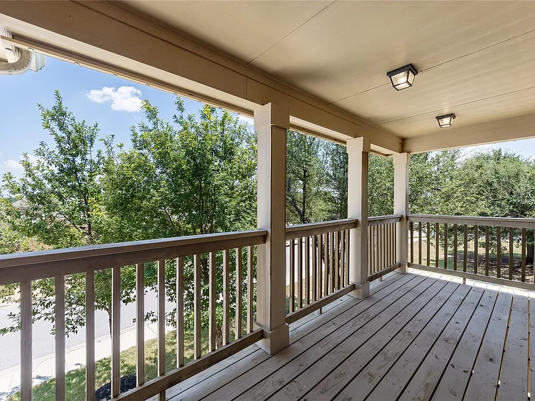 400 Pinnacle View Dr — Photo 25