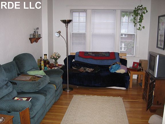4th image of 93 Chester St APT 3