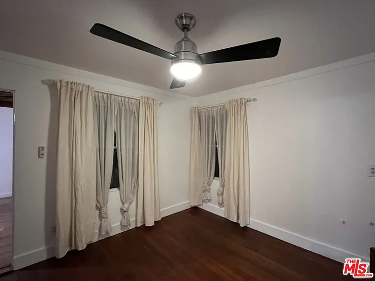 24 Westminster Ave #4 — Photo 20