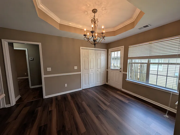 323 Forest Lakes Dr — Photo 4