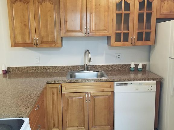 2nd image of 1891 SW 81st Ave APT 203