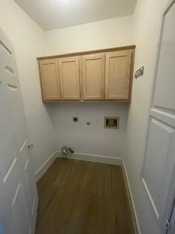 11100 Hermitage Ln — Photo 23