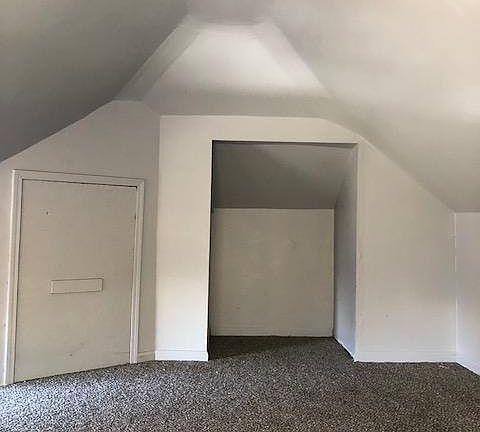5th image of 374 W Muir Ave #2