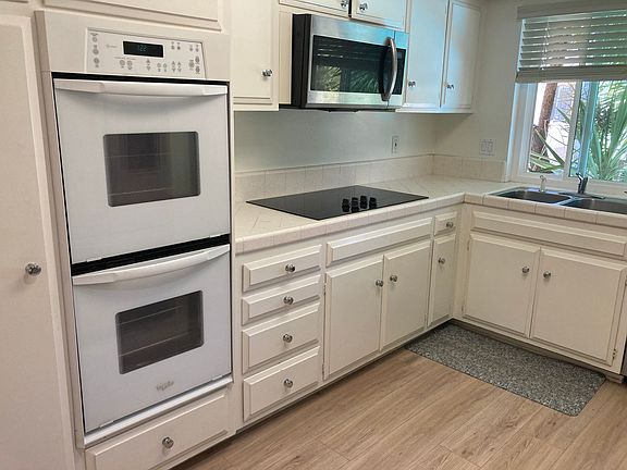 4th image of 3663 San Remo Dr APT 4H
