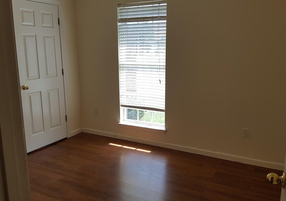 1st image of 4094 Rosebury Ln