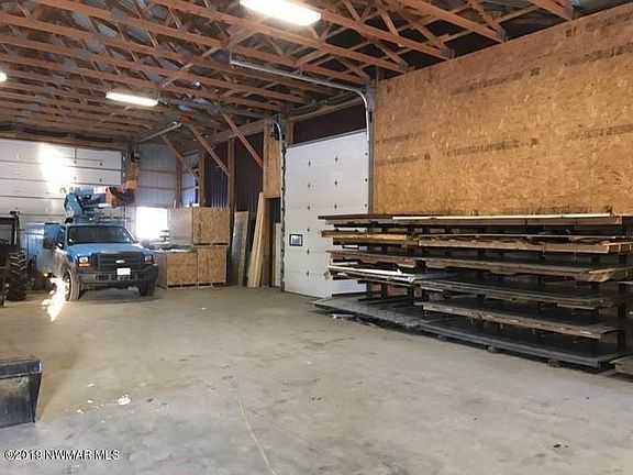 3rd image of 601 1st St N