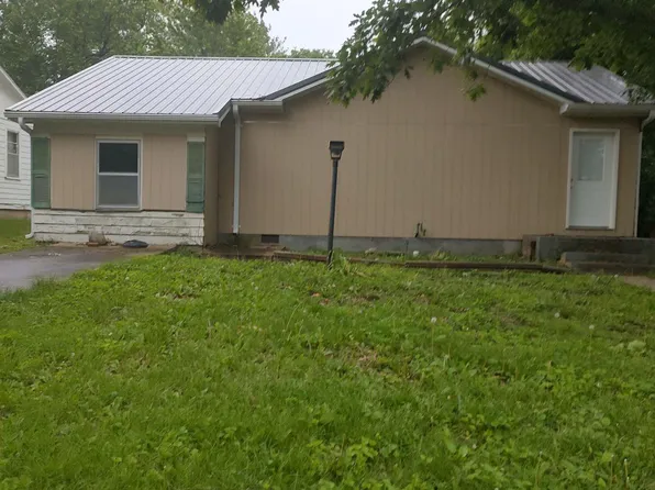 205 S Lawn St, Windsor, MO 65360