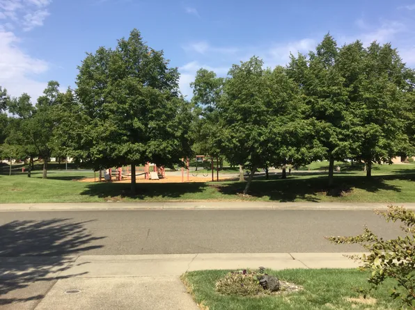 123 Tetworth Way, Folsom, CA 95630