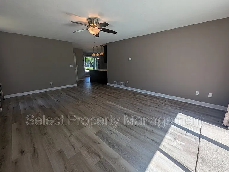 3819 Summersworth Run — Photo 9