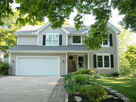 3rd image of 4214 NW 78th St