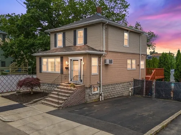41 Hall St, Revere, MA 02151