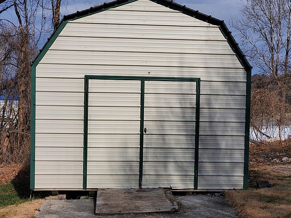 5th image of 92 Clearview Dr