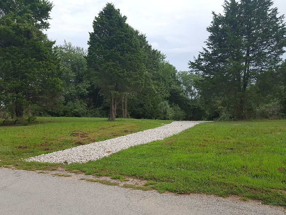 1st image of 10100 Venita Ln