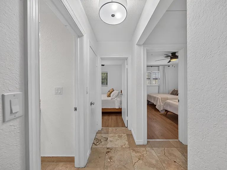 4431 NE 28th Ave — Photo 41