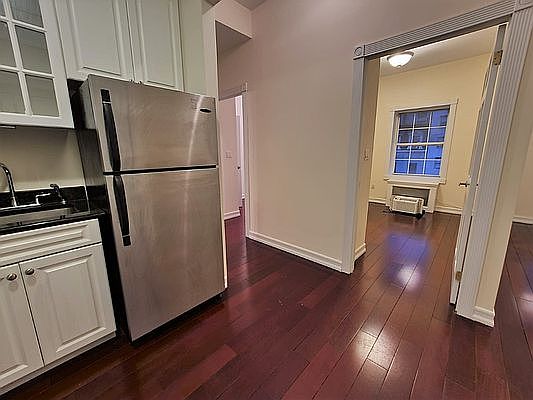 1st image of 51 E 34th St #4F
