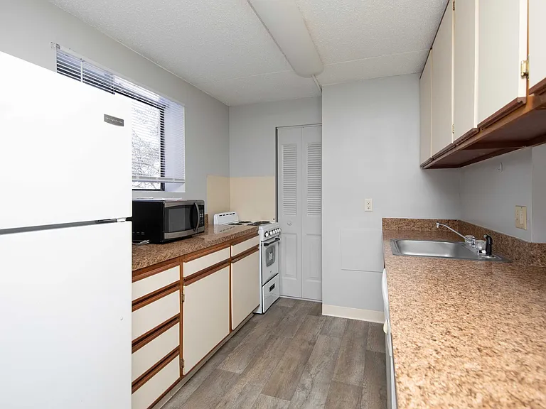Premier Village Apartments — Photo 21