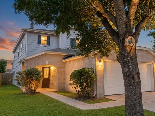 326 Remington Ridge Dr, Houston, TX 77073