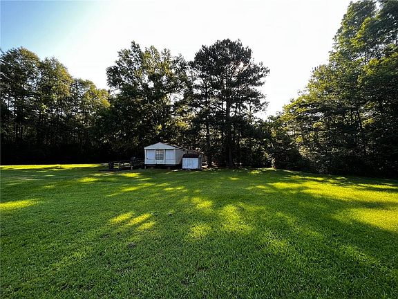 2nd image of 320 Village Farms Ln