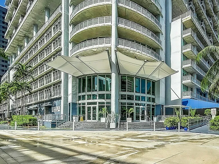 690 SW 1st Ct #1232 — Photo 4