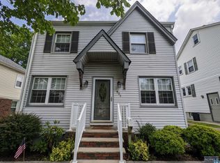 421 Windsor Rd, Wood Ridge, NJ 07075