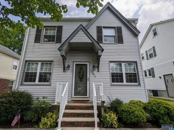 421 Windsor Road, Wood Ridge, NJ 07075