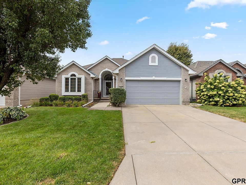 1st image of 10012 S 172nd Cir