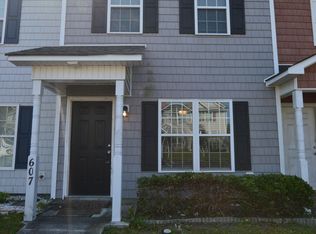 27 E Doris Ave APT 607, Jacksonville, NC 28540