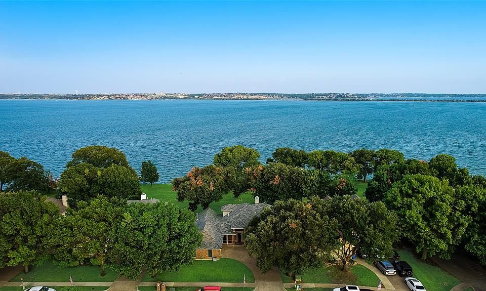 1st image of 4414 Scenic Dr