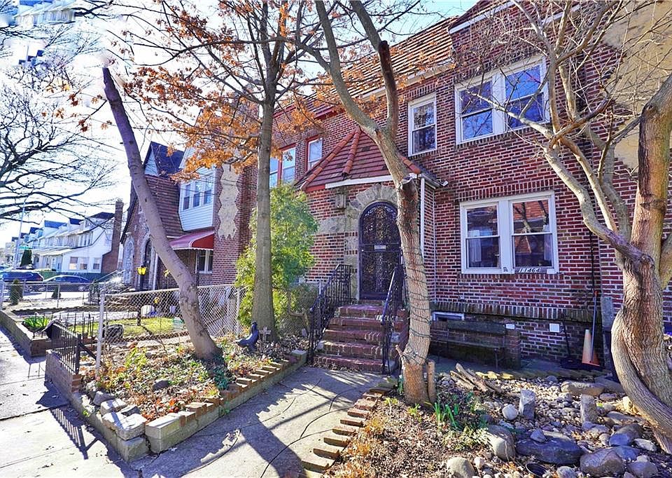 114-64 197th St, Saint Albans, NY 11412 | Zillow