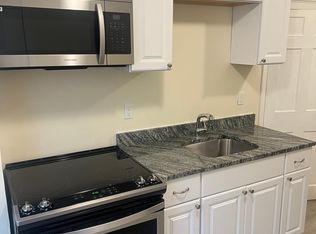 94 Mutton Ln APT 1, East Weymouth, MA 02189