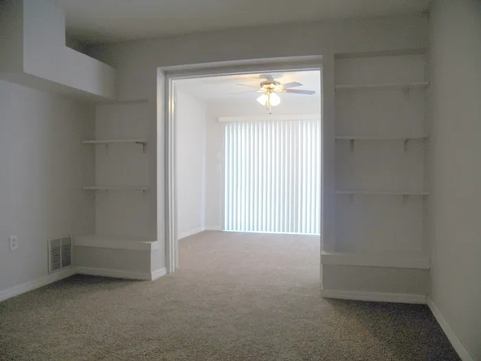 7109 Vallejo Way — Photo 6