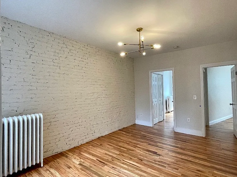 2 bed, 900 sqft, $4,250 — Photo 4