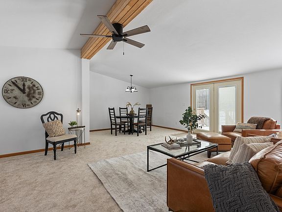 3rd image of 13393 Kimberly Rd