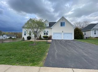 21 Steeple View Dr, Ellington, CT 06029