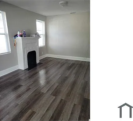 1438 W 15th St — Photo 13