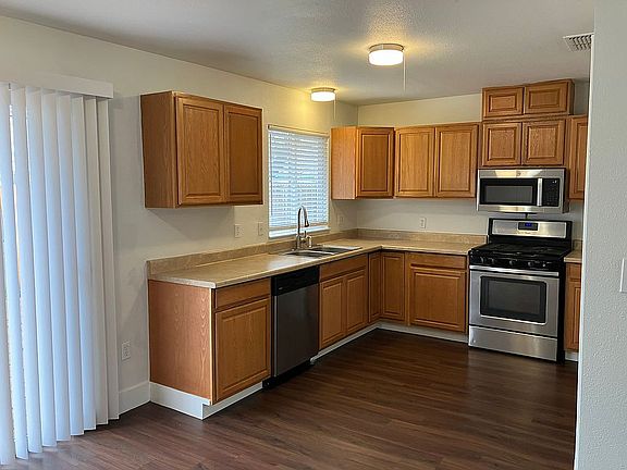 2nd image of 5328 Feather River Blvd