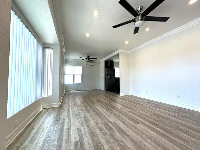 3524 Wilshire Ter #3524 — Photo 1