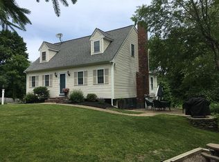 81 Main St, Hanson, MA 02341