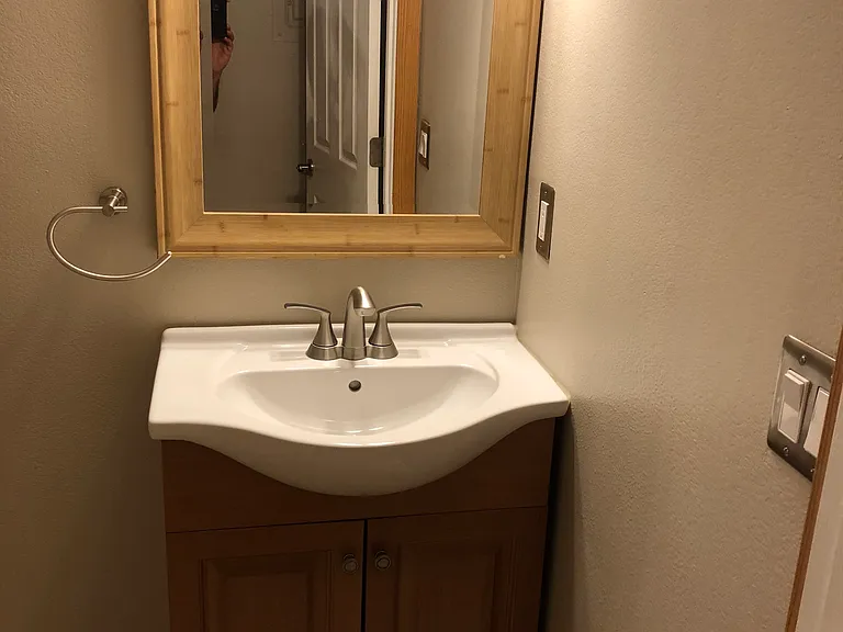 4302 Penguin St — Photo 5