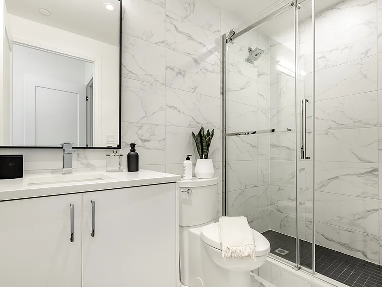 71 Redpath Ave — Photo 29