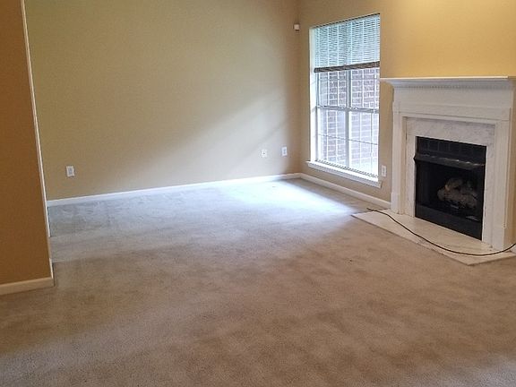 2nd image of 536 Treymoor Lake Cir