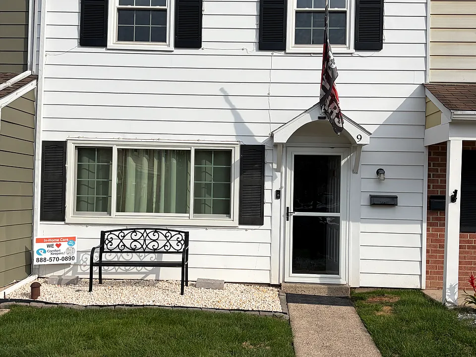 9 Stonegate Vlg
