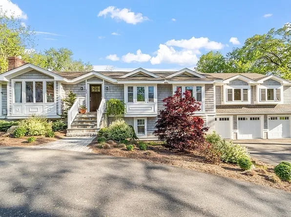 204 Virginia Rd, Concord, MA 01742