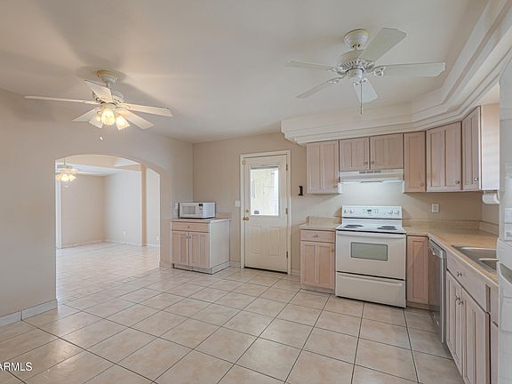 2nd image of 2139 E BETTY ELYSE Lane