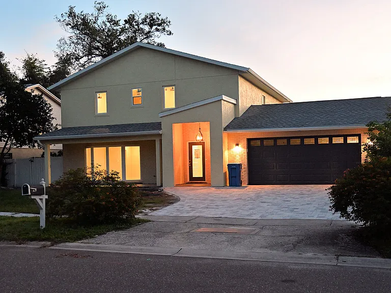 6745 Twelve Oaks Blvd — Photo 2