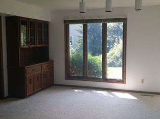 1420 11th St SW, Minot, ND 58701